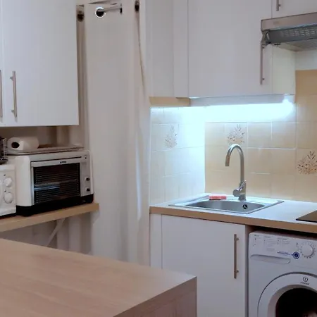 דירה T2 Terrasse, Les Mimosas La Faviere, 5 Pers, 5 Mn A Pieds Des Plages Et Commerces